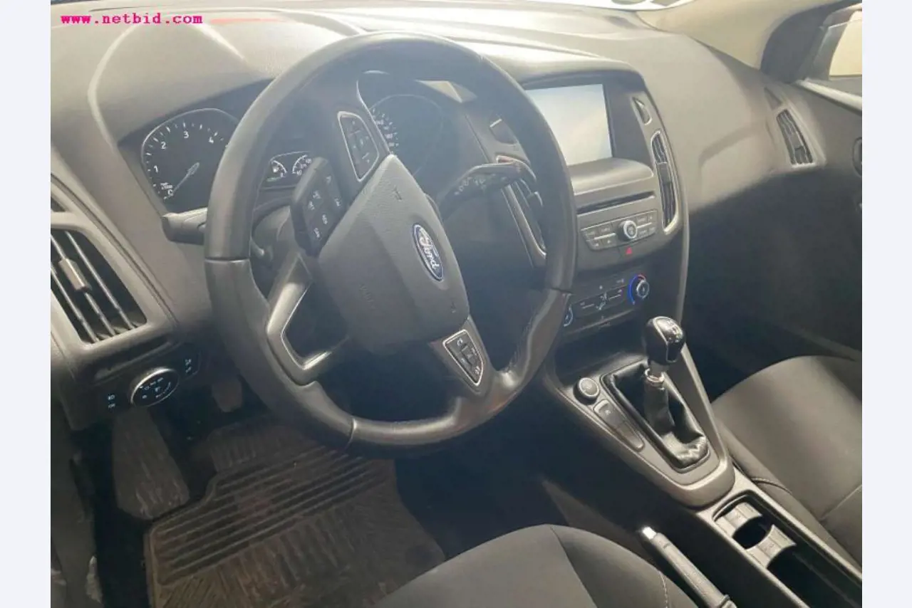 Commercialisation des actifs libérés par un fabricant international d'éoliennes
-6