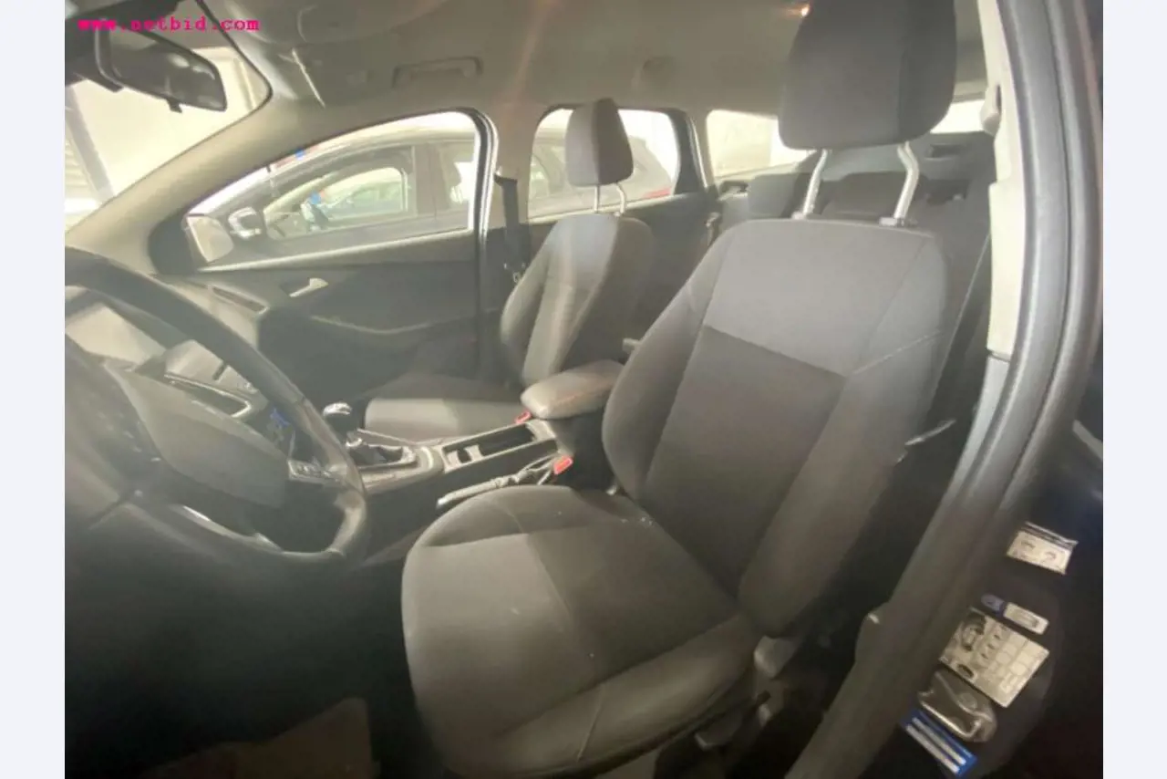 Commercialisation des actifs libérés par un fabricant international d'éoliennes
-7