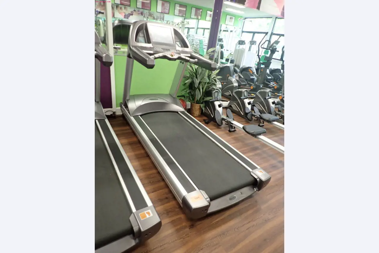 fitness center equipment<br>-1