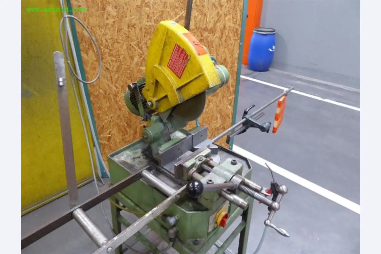 Machines pour le travail des métaux et la transformation des métaux <br>-3