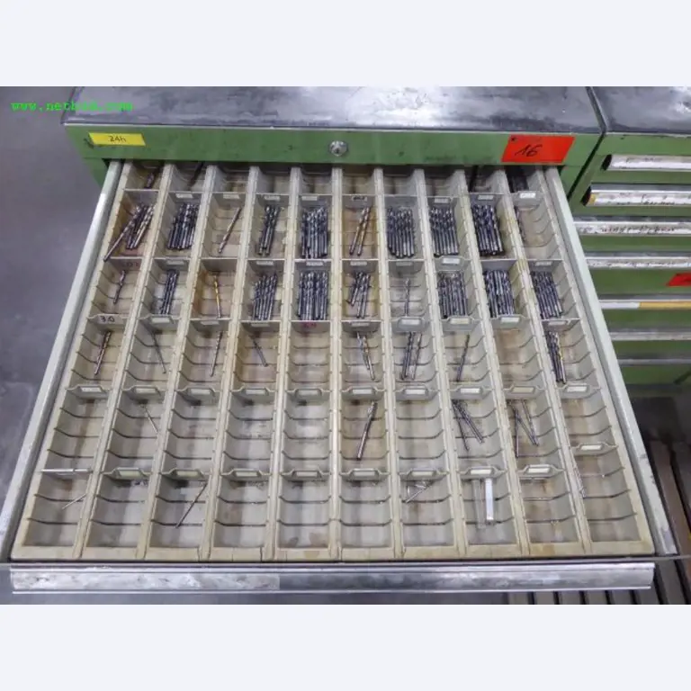 Maschinen zur Metallbearbeitung und Metallverarbeitung <br>-12