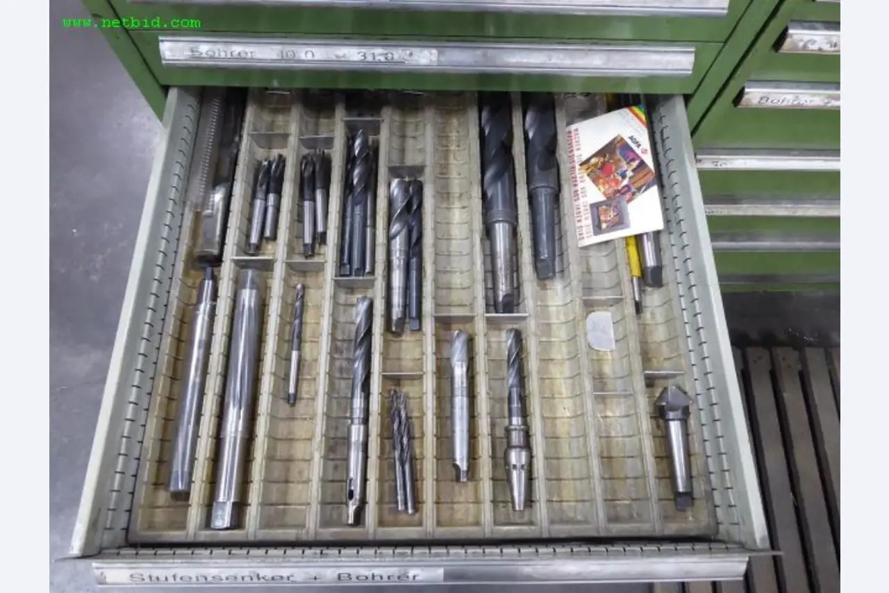 Maschinen zur Metallbearbeitung und Metallverarbeitung <br>-15