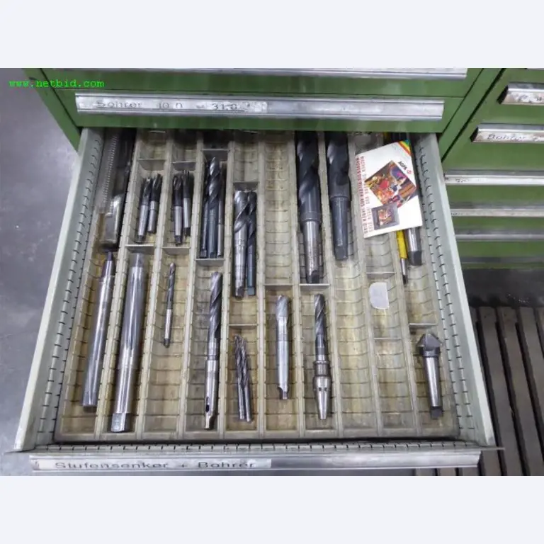 Maschinen zur Metallbearbeitung und Metallverarbeitung <br>-15
