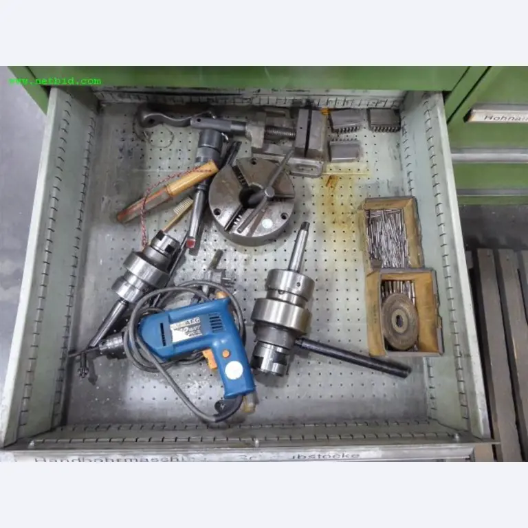 Maschinen zur Metallbearbeitung und Metallverarbeitung <br>-17