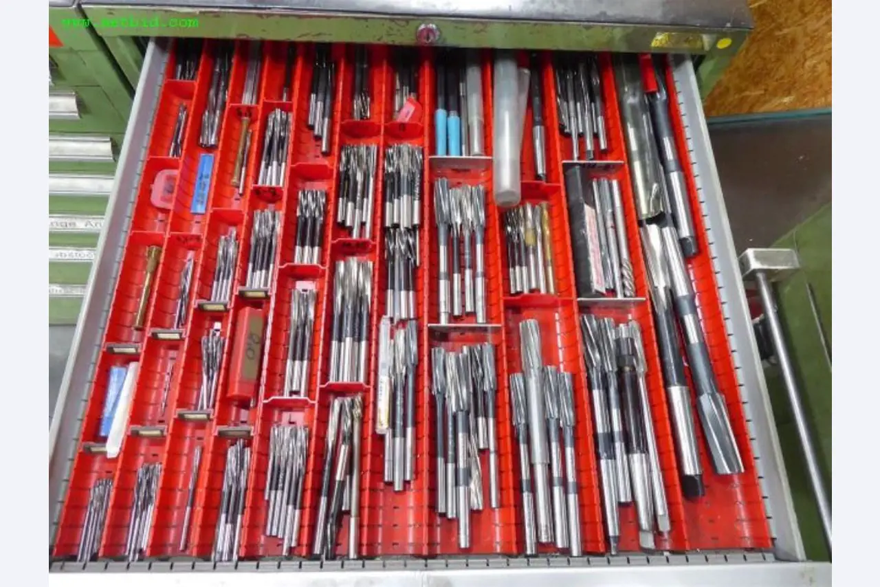 Maschinen zur Metallbearbeitung und Metallverarbeitung <br>-3