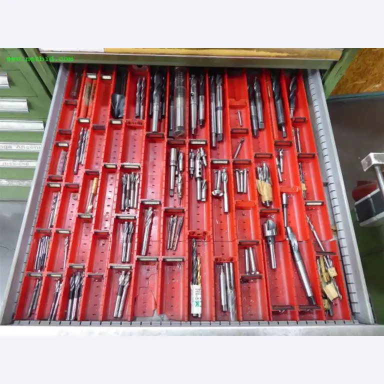 Maschinen zur Metallbearbeitung und Metallverarbeitung <br>-4