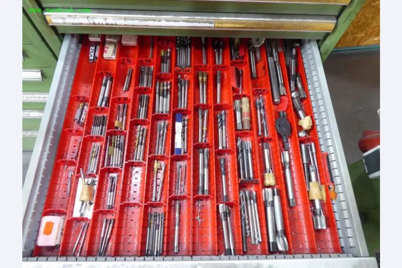Maschinen zur Metallbearbeitung und Metallverarbeitung <br>-5