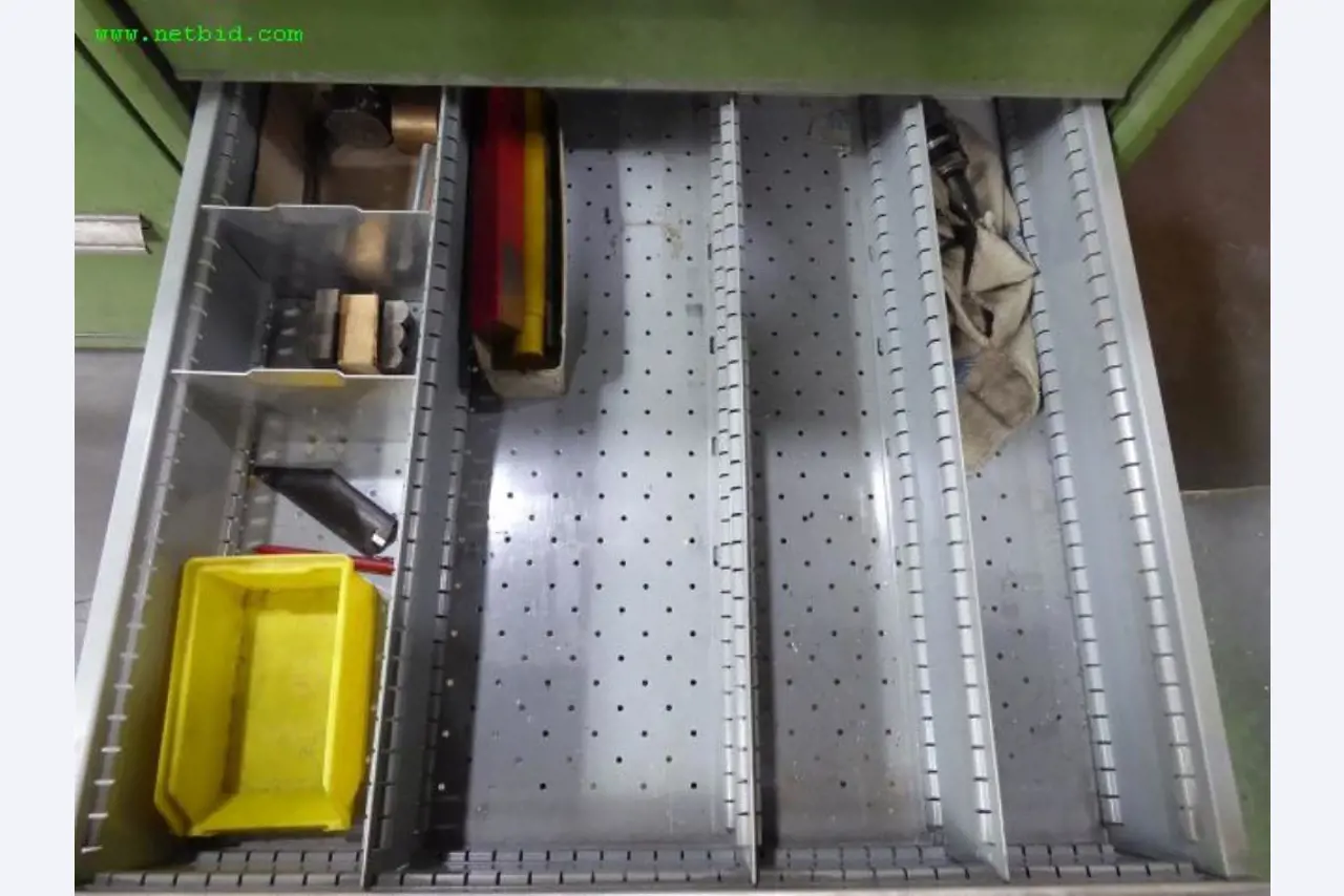 Maschinen zur Metallbearbeitung und Metallverarbeitung <br>-8
