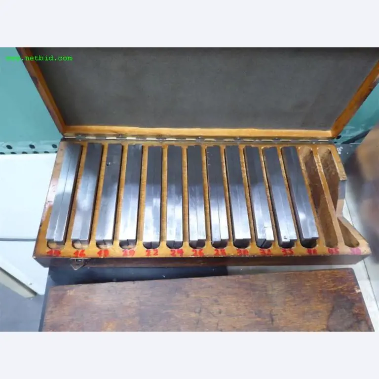 Maschinen zur Metallbearbeitung und Metallverarbeitung <br>-14