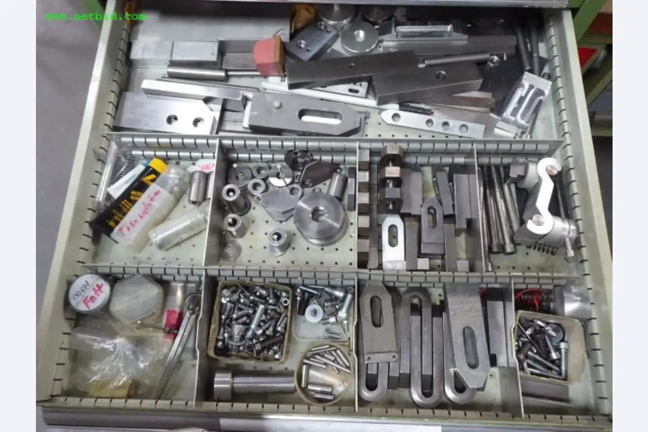Maschinen zur Metallbearbeitung und Metallverarbeitung <br>-17