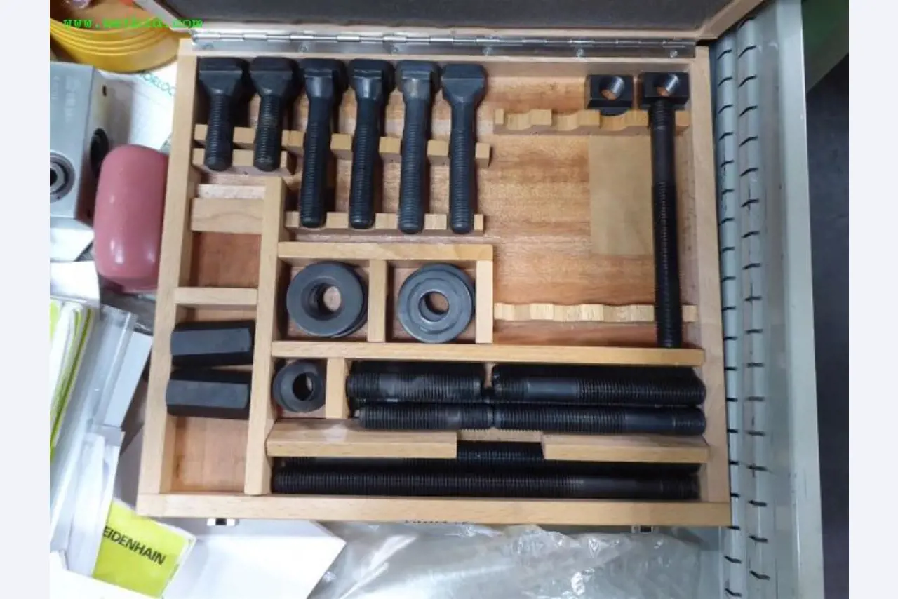 Maschinen zur Metallbearbeitung und Metallverarbeitung <br>-21