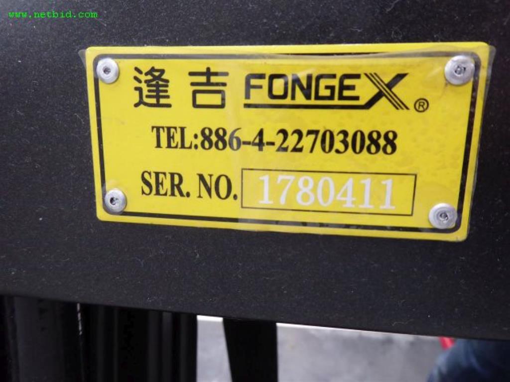 Machines pour le travail des métaux et la transformation des métaux <br>-4