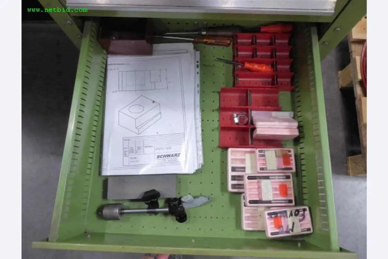 Maschinen zur Metallbearbeitung und Metallverarbeitung <br>-11