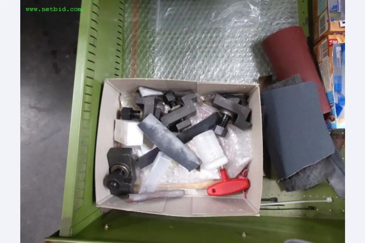 Maschinen zur Metallbearbeitung und Metallverarbeitung <br>-12