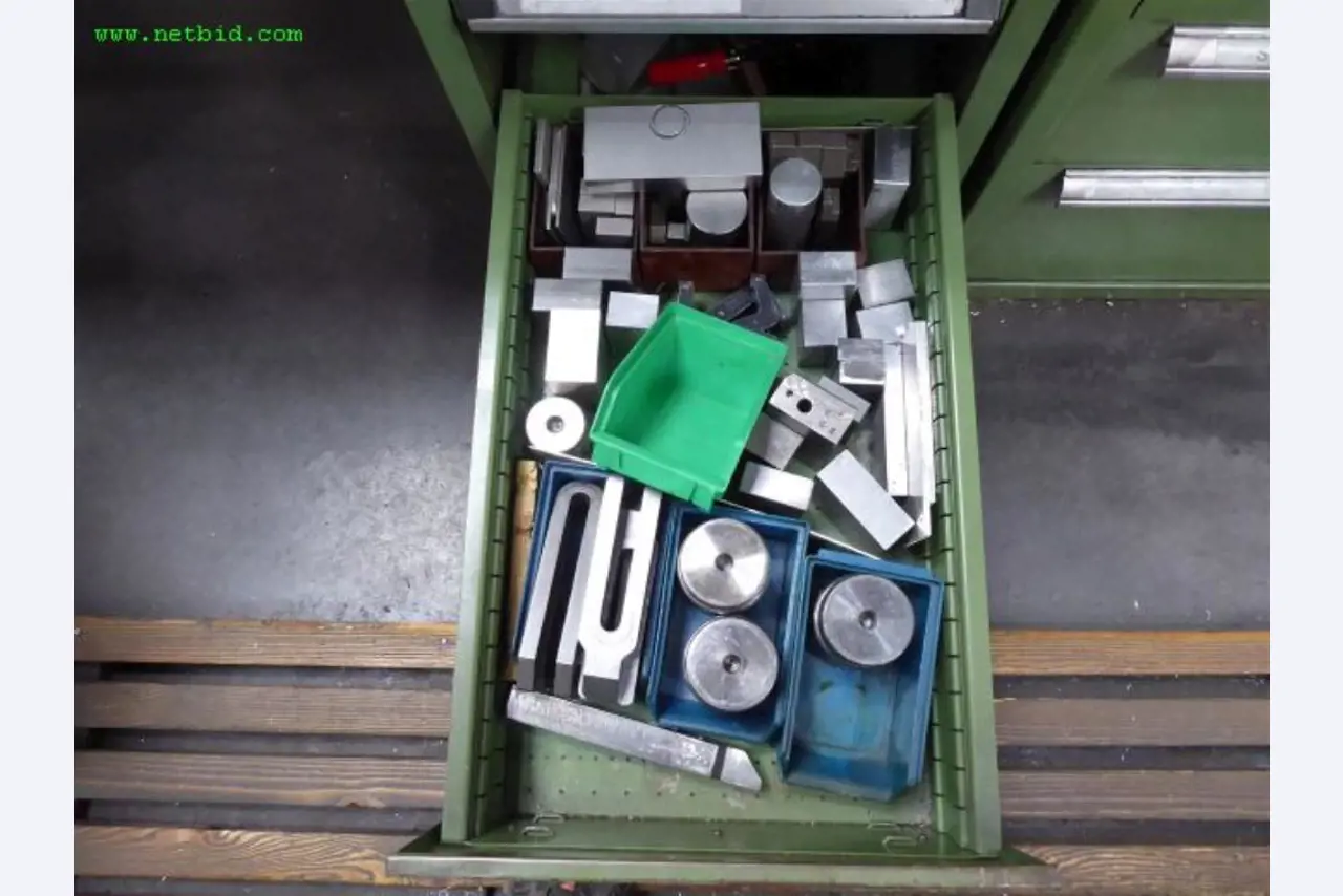 Maschinen zur Metallbearbeitung und Metallverarbeitung <br>-11