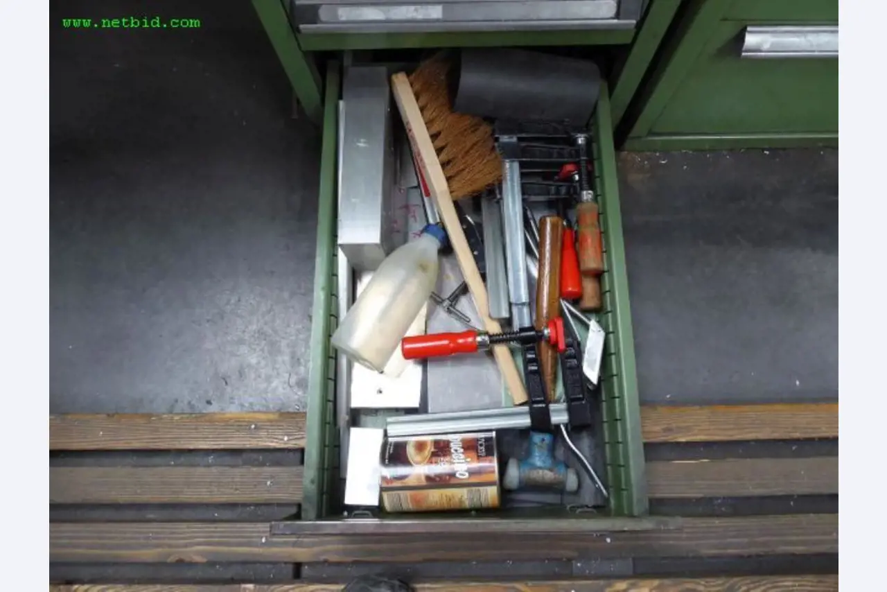 Maschinen zur Metallbearbeitung und Metallverarbeitung <br>-12