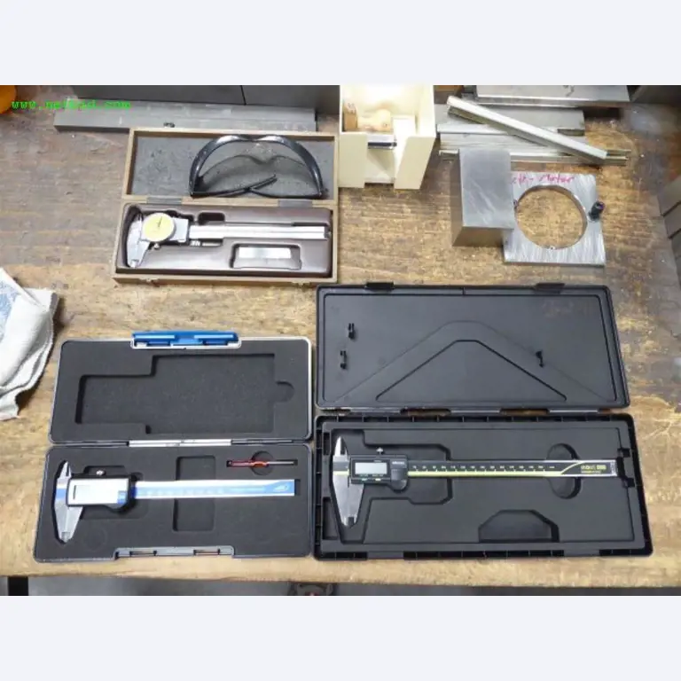 Maschinen zur Metallbearbeitung und Metallverarbeitung <br>-18