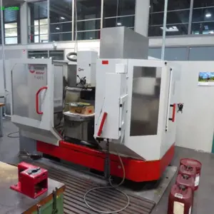 centro de mecanizado manual CNC de 5 ejes Hermle U630T