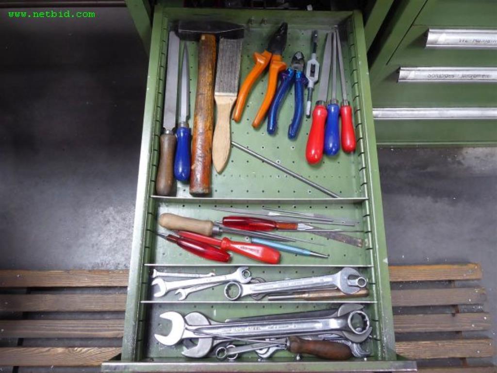 Machines pour le travail des métaux et la transformation des métaux <br>-9