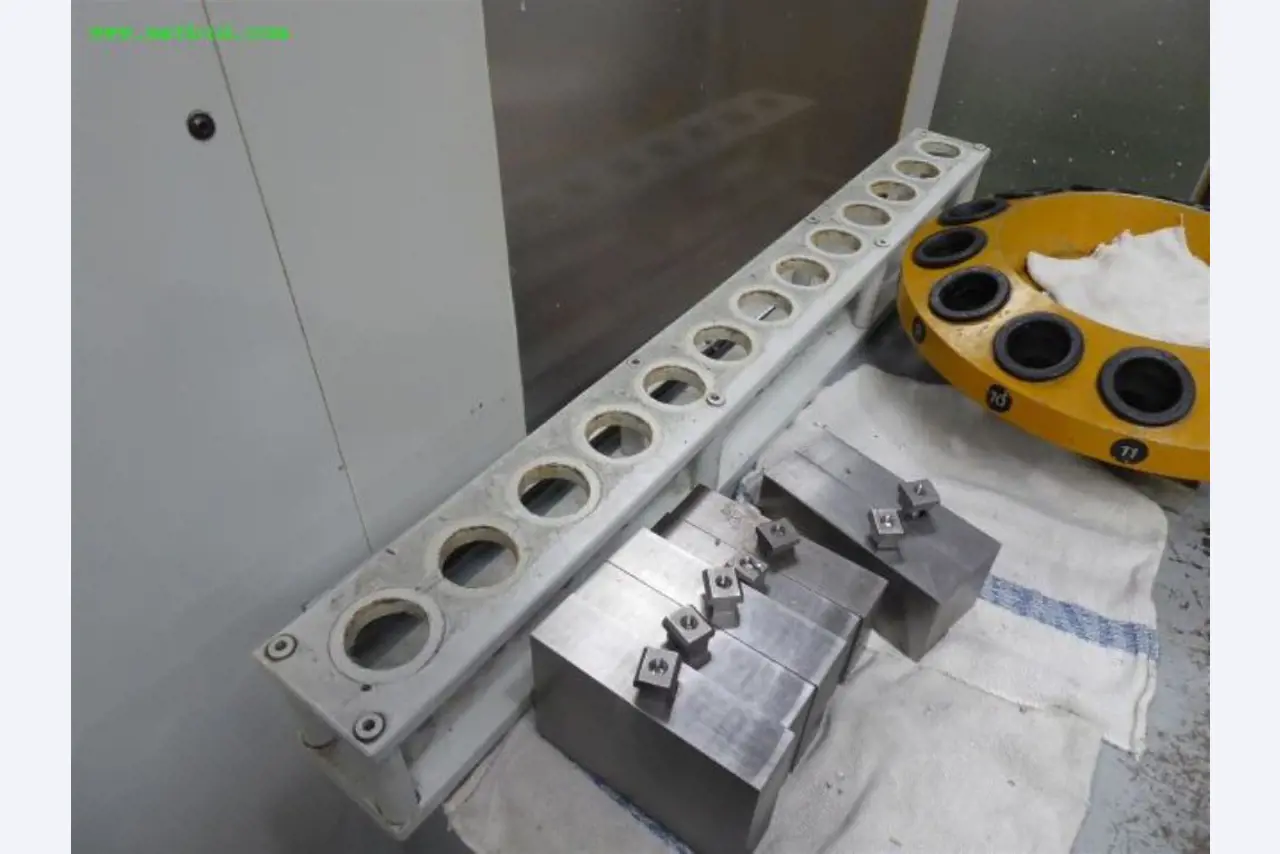 Maschinen zur Metallbearbeitung und Metallverarbeitung <br>-10