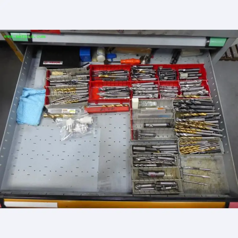 Maschinen zur Metallbearbeitung und Metallverarbeitung <br>-11