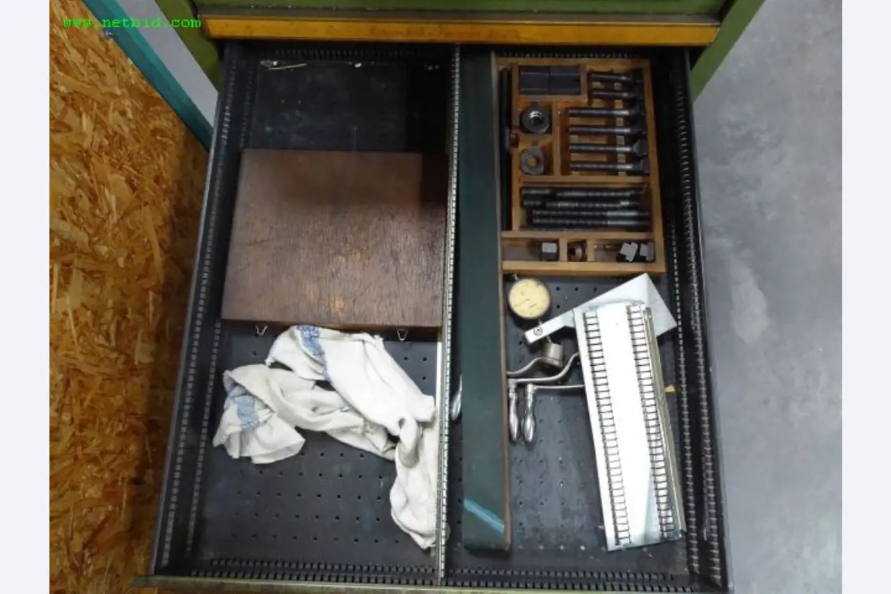 Maschinen zur Metallbearbeitung und Metallverarbeitung <br>-12