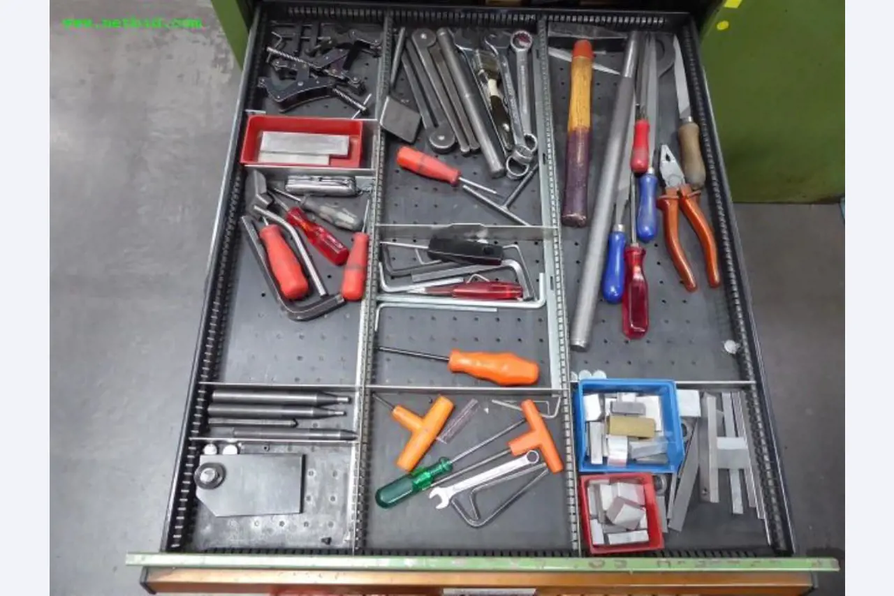 Maschinen zur Metallbearbeitung und Metallverarbeitung <br>-20