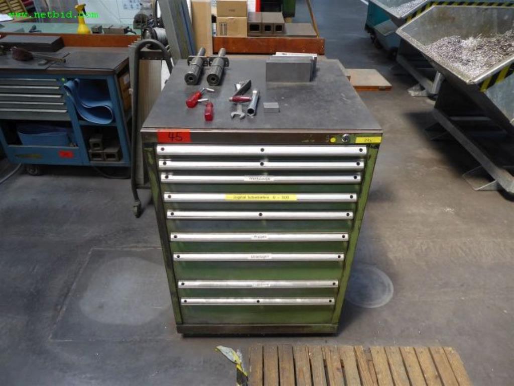 Machines pour le travail des métaux et la transformation des métaux <br>-8