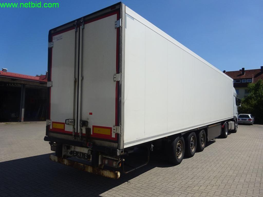 Veículos e equipamento operacional e de escritório bem conservados-5