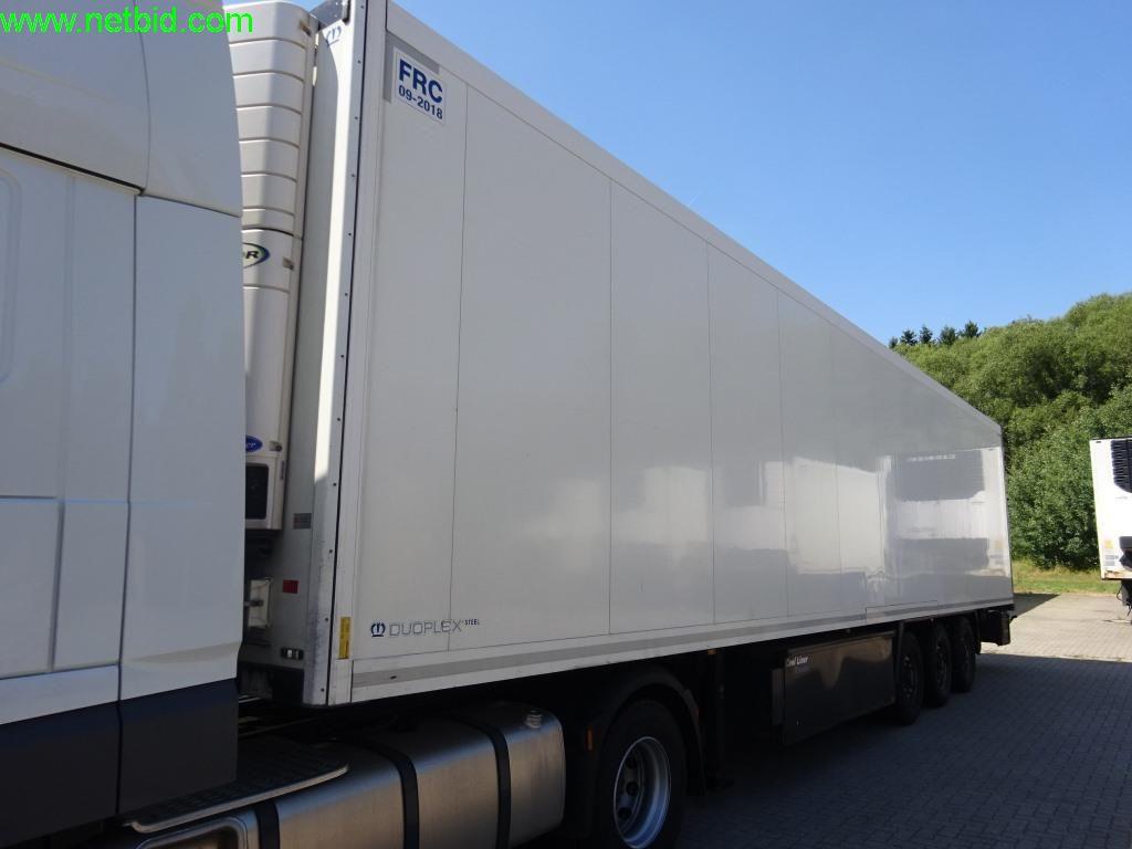 Veículos e equipamento operacional e de escritório bem conservados-8