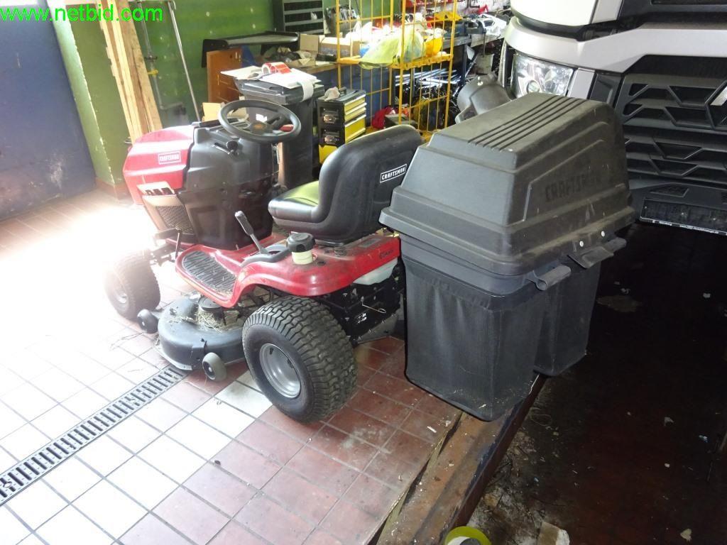 Gepflegte Fahrzeuge sowie die Betriebs- und Geschäftsausstattung -4