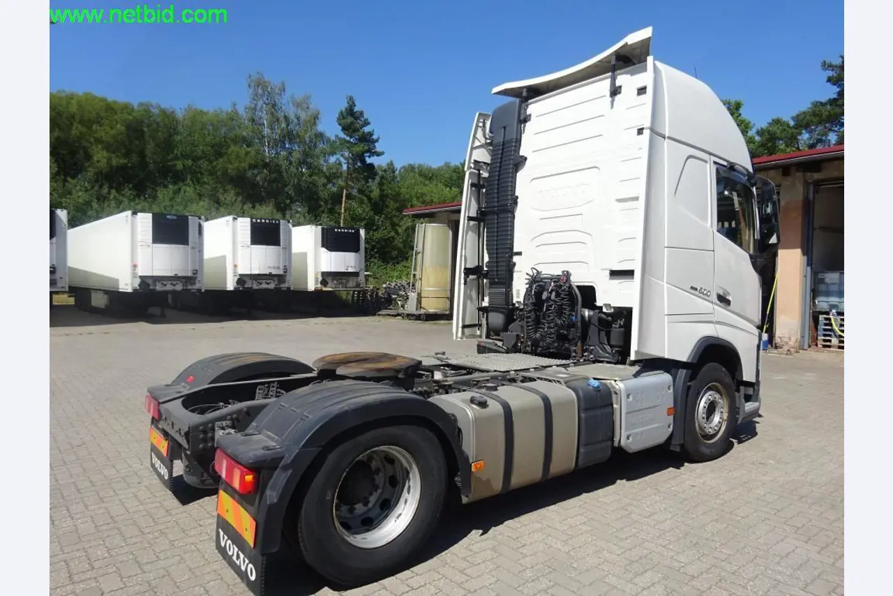 well-maintain vehicles and machine-8
