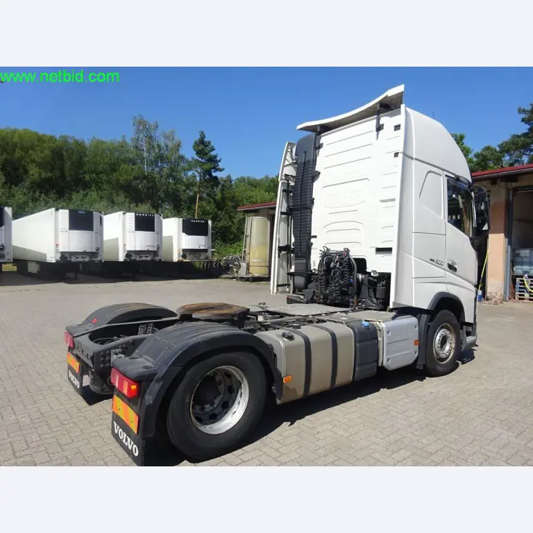 well-maintain vehicles and machine-8