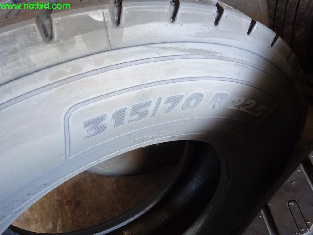 Gepflegte Fahrzeuge sowie die Betriebs- und Geschäftsausstattung -2