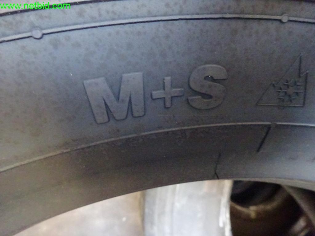 Gepflegte Fahrzeuge sowie die Betriebs- und Geschäftsausstattung -4