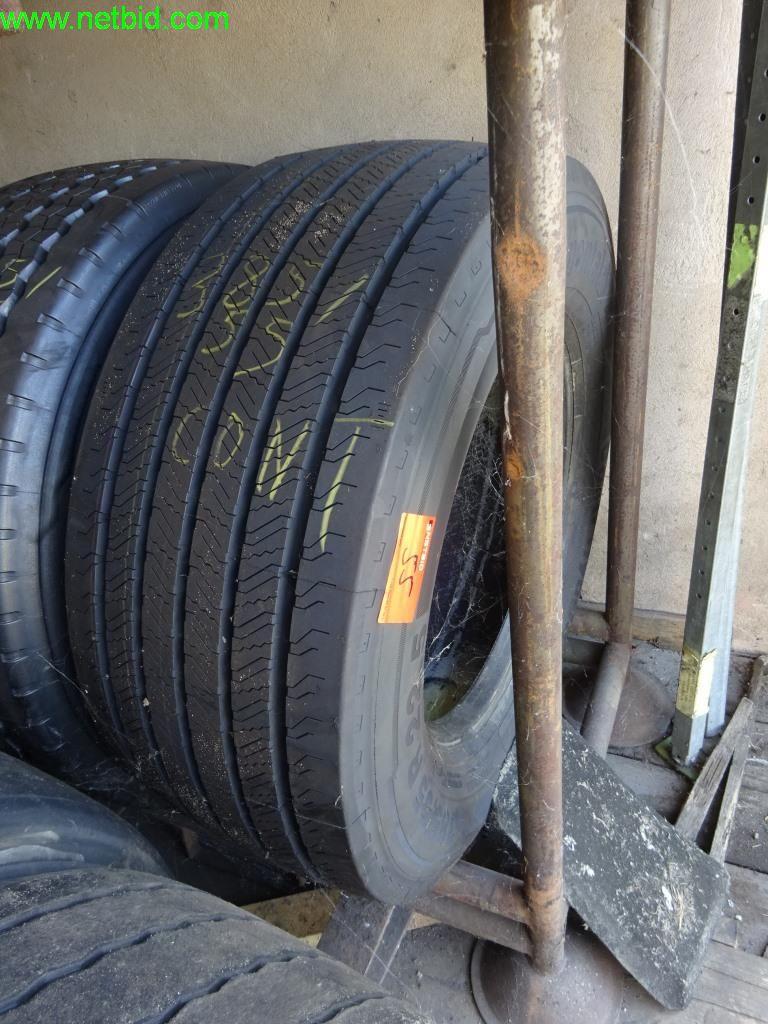 Gepflegte Fahrzeuge sowie die Betriebs- und Geschäftsausstattung -2