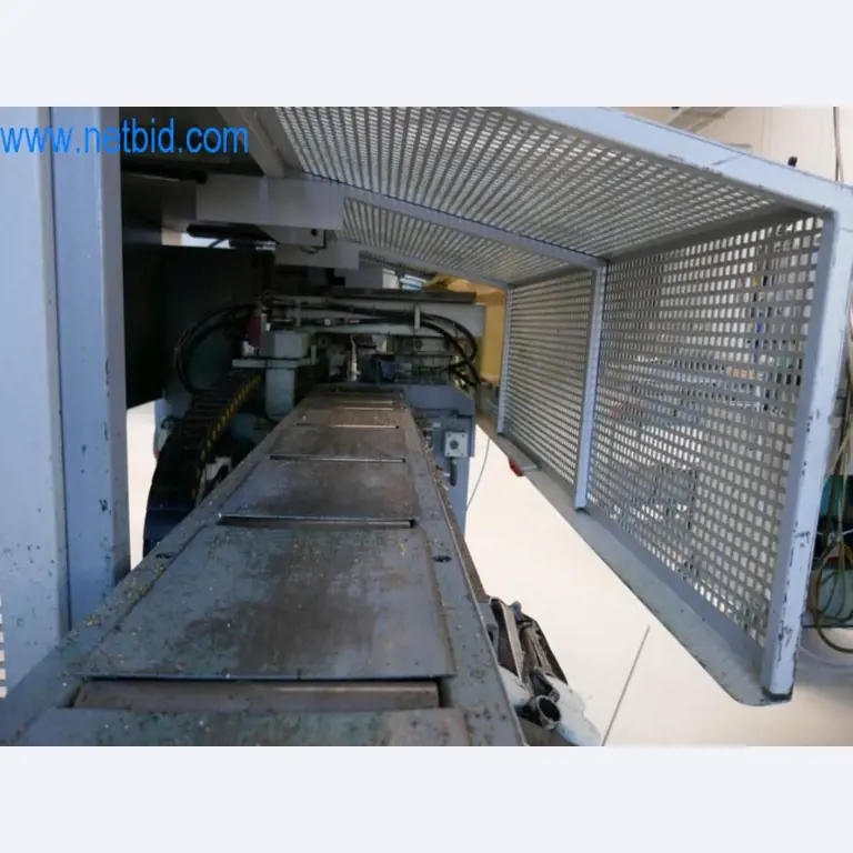 Well-maintained metalworking machines as well as the operating and office equipment -5
