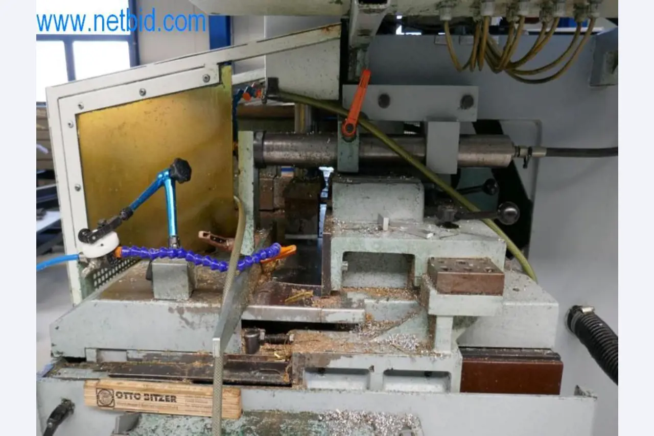 Well-maintained metalworking machines as well as the operating and office equipment -6