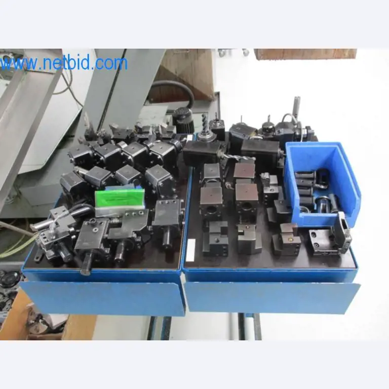 Well-maintained metalworking machines as well as the operating and office equipment -12