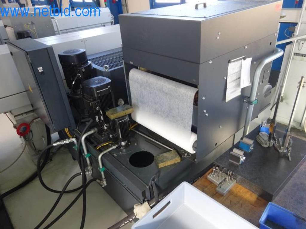 Máquinas para trabajar el metal en buen estado, así como equipos operativos y de oficina-12