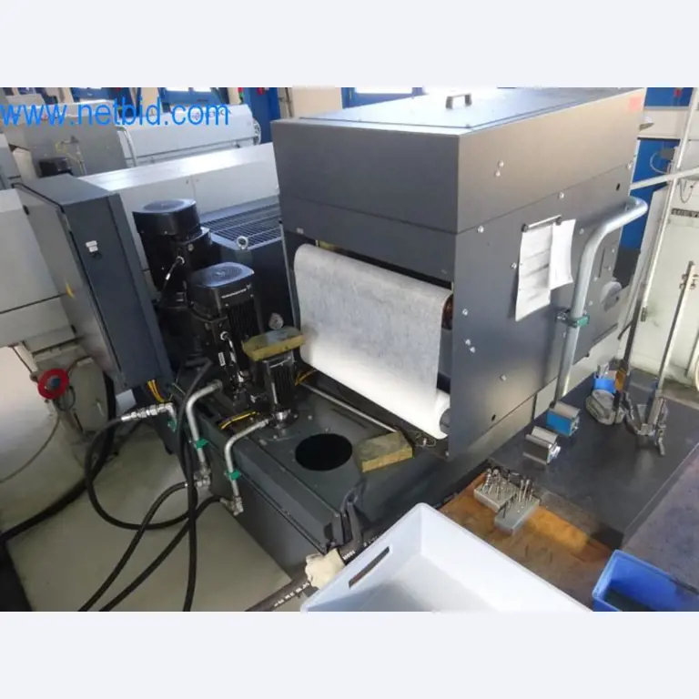 Well-maintained metalworking machines as well as the operating and office equipment -12