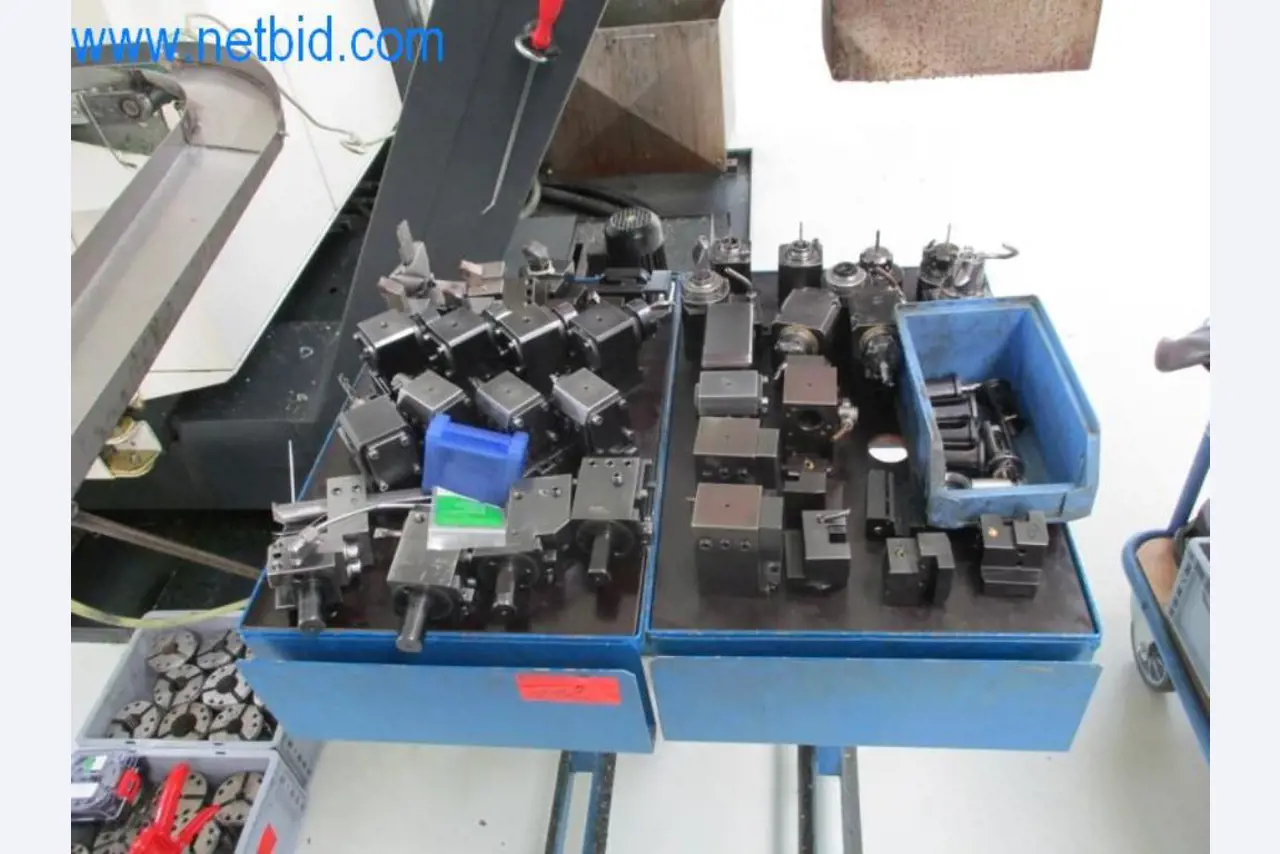 Well-maintained metalworking machines as well as the operating and office equipment -13