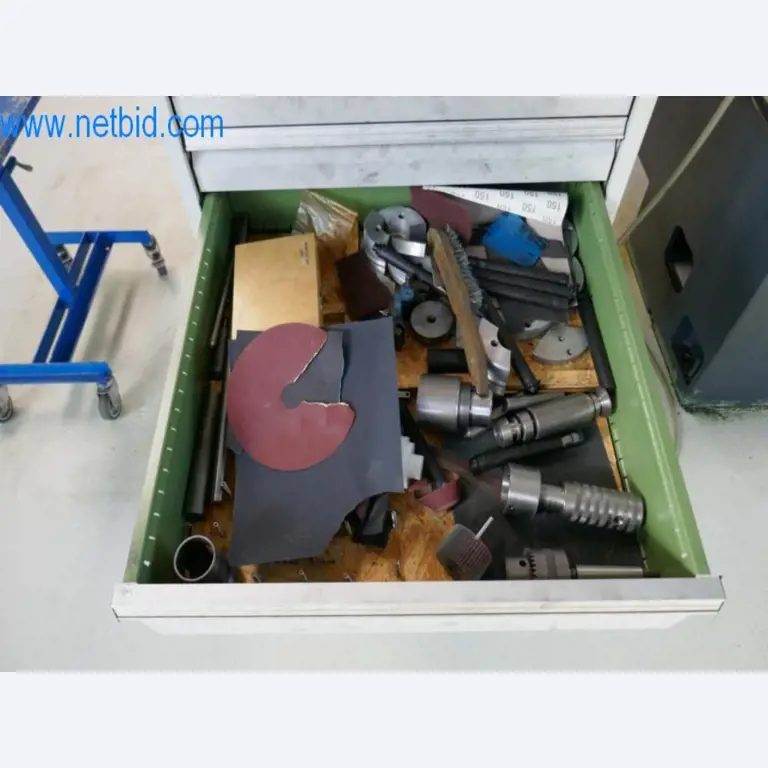 Well-maintained metalworking machines as well as the operating and office equipment -10