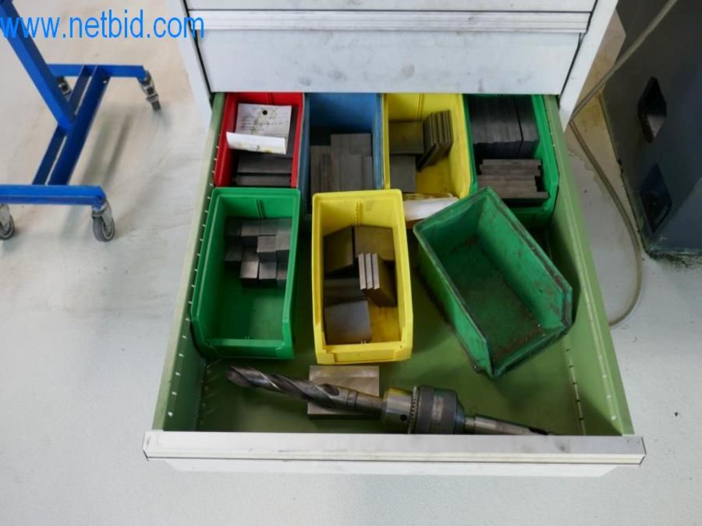 Máquinas para trabajar el metal en buen estado, así como equipos operativos y de oficina-11