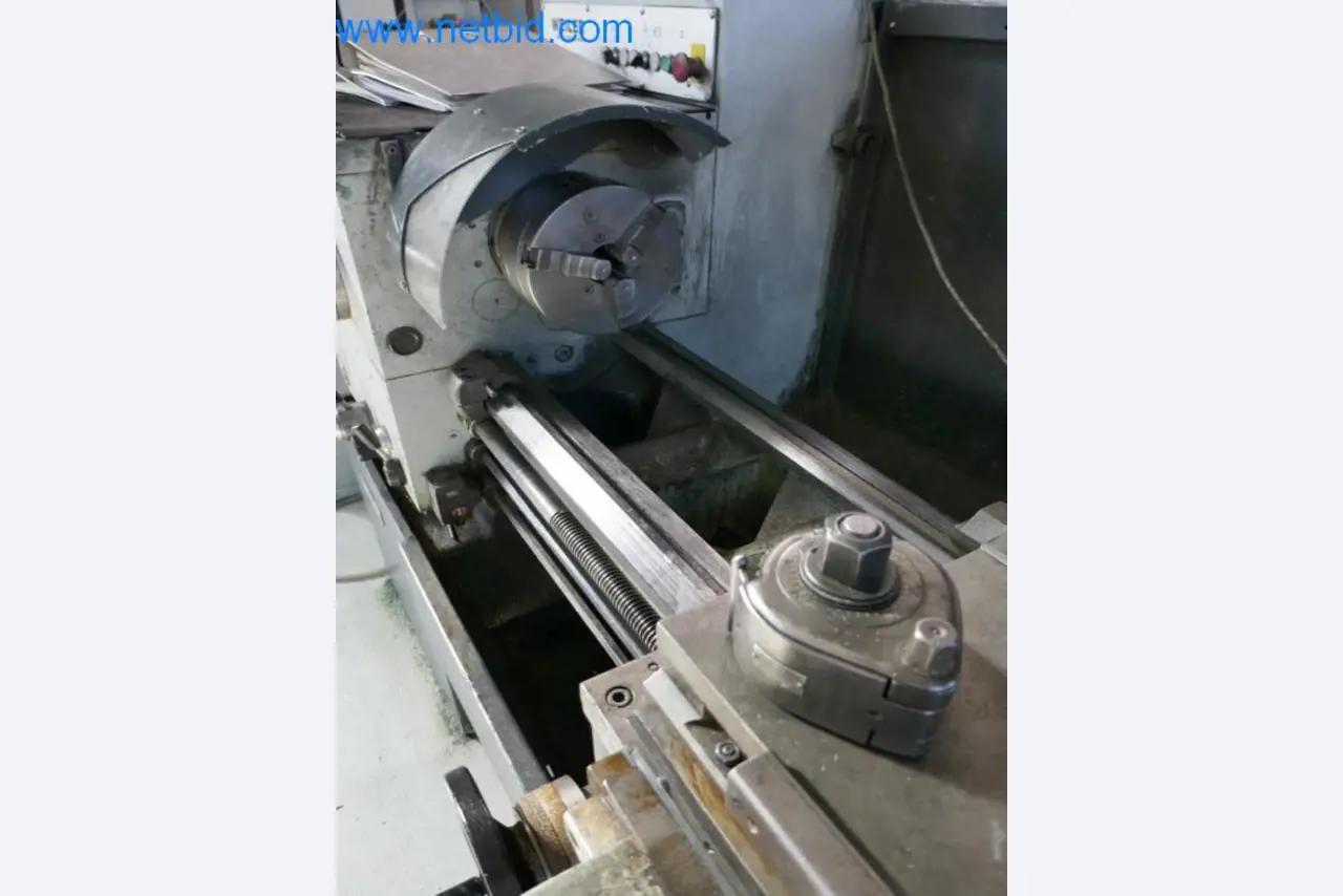 Well-maintained metalworking machines as well as the operating and office equipment -4