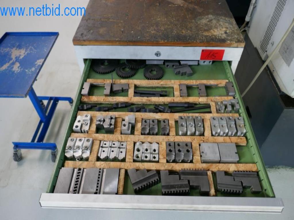 Máquinas para trabajar el metal en buen estado, así como equipos operativos y de oficina-6