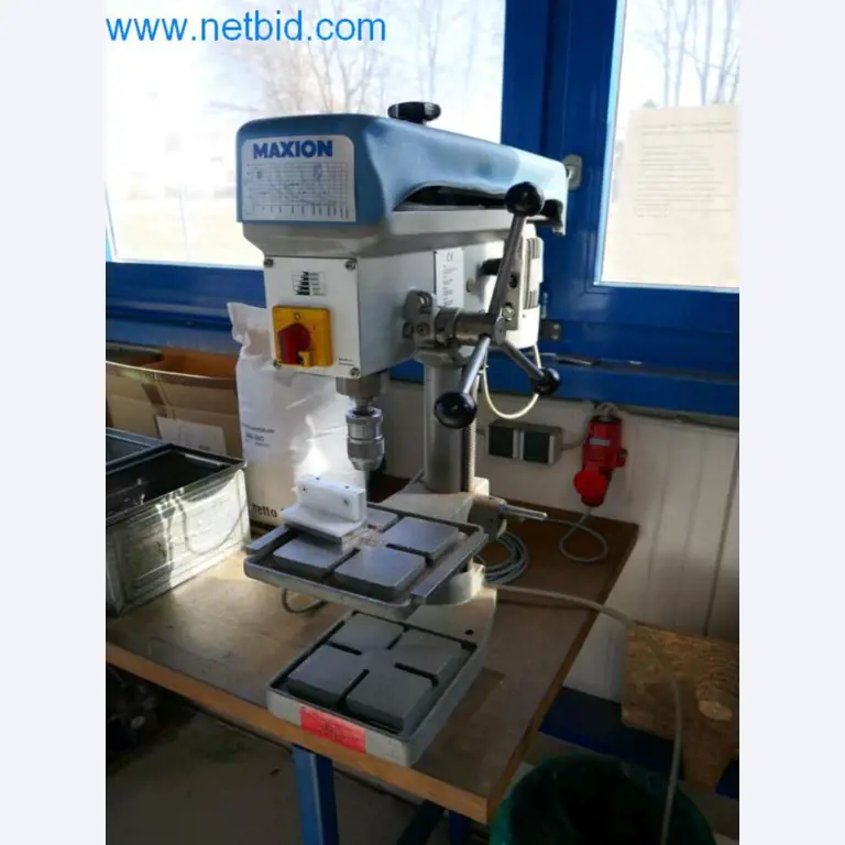 Well-maintained metalworking machines as well as the operating and office equipment -1