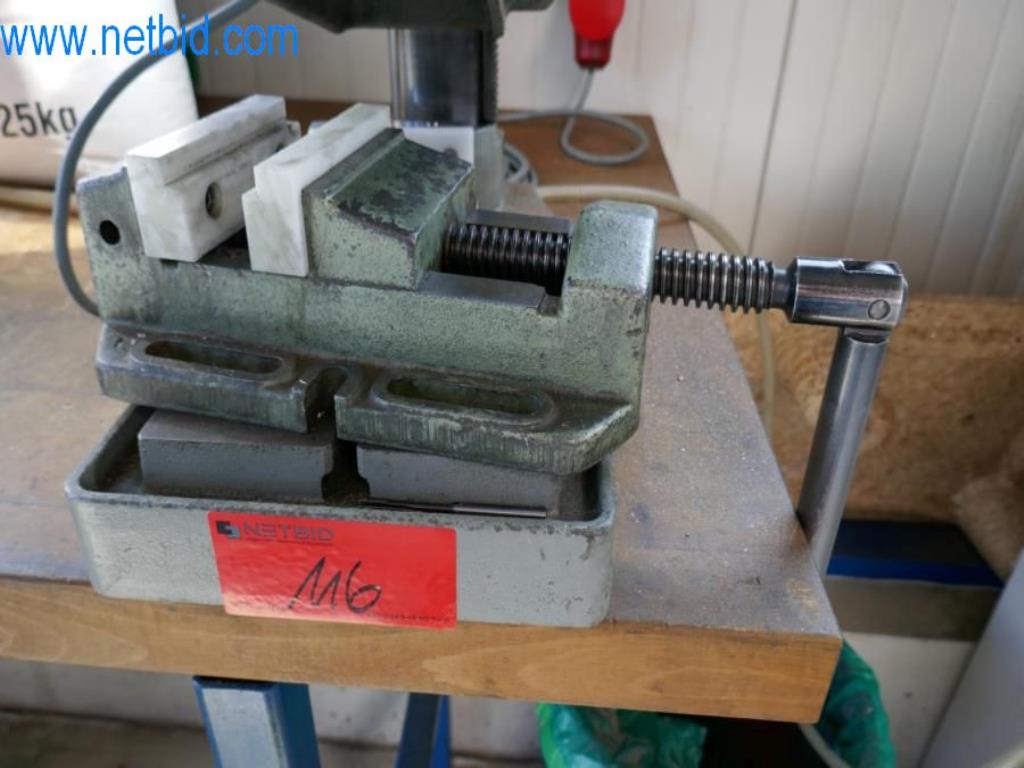 Máquinas para trabajar el metal en buen estado, así como equipos operativos y de oficina-6