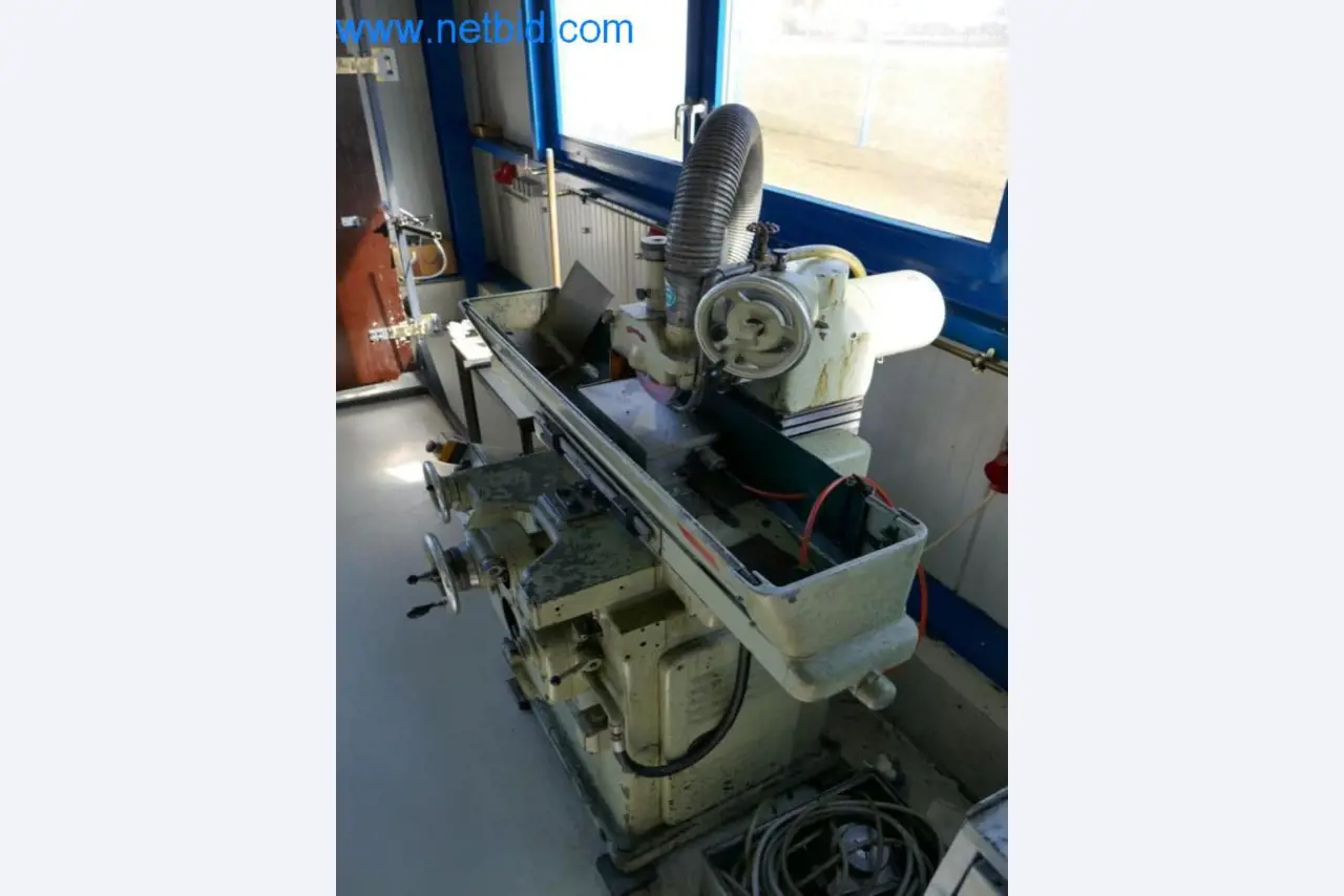 Well-maintained metalworking machines as well as the operating and office equipment -2