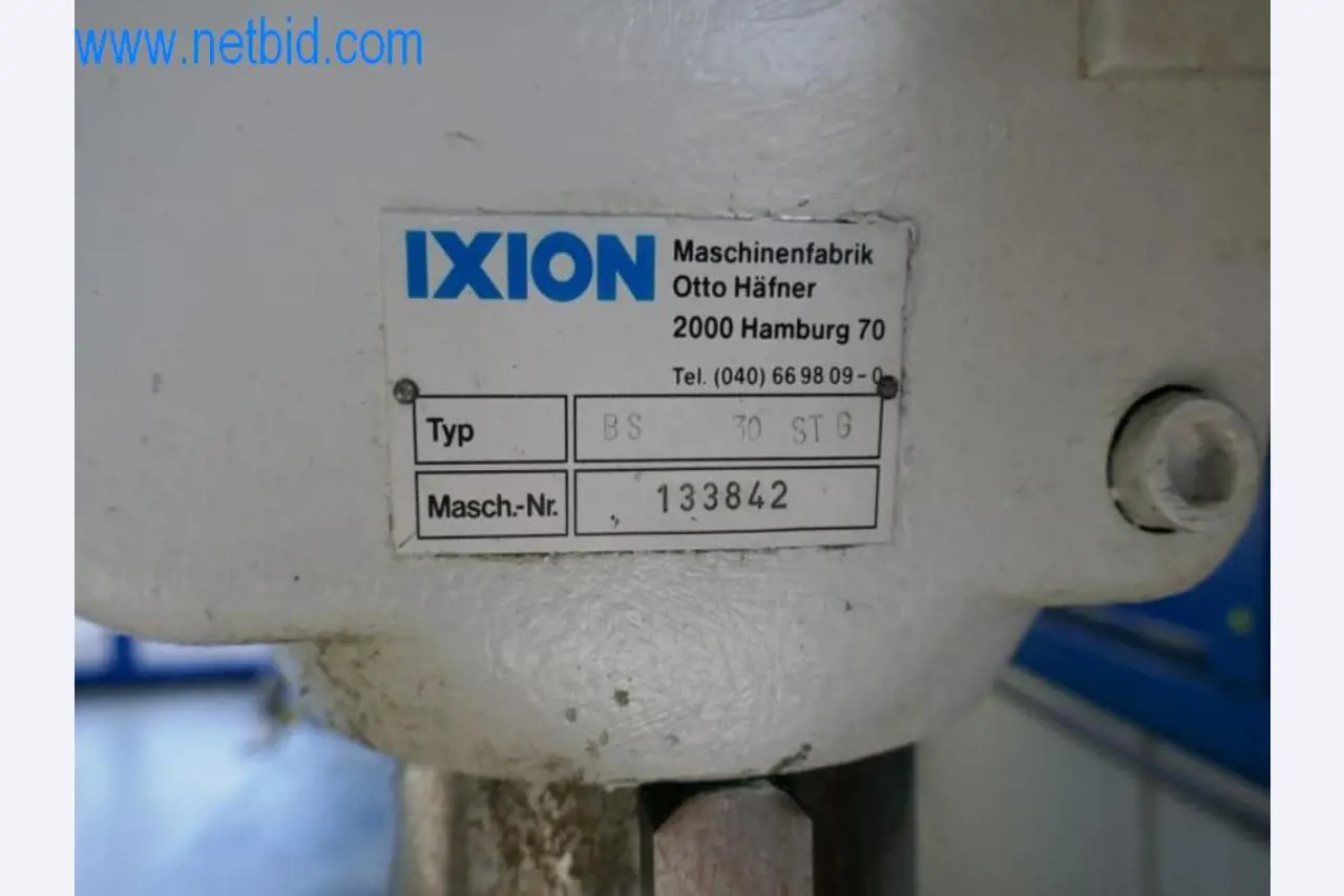 Well-maintained metalworking machines as well as the operating and office equipment -4